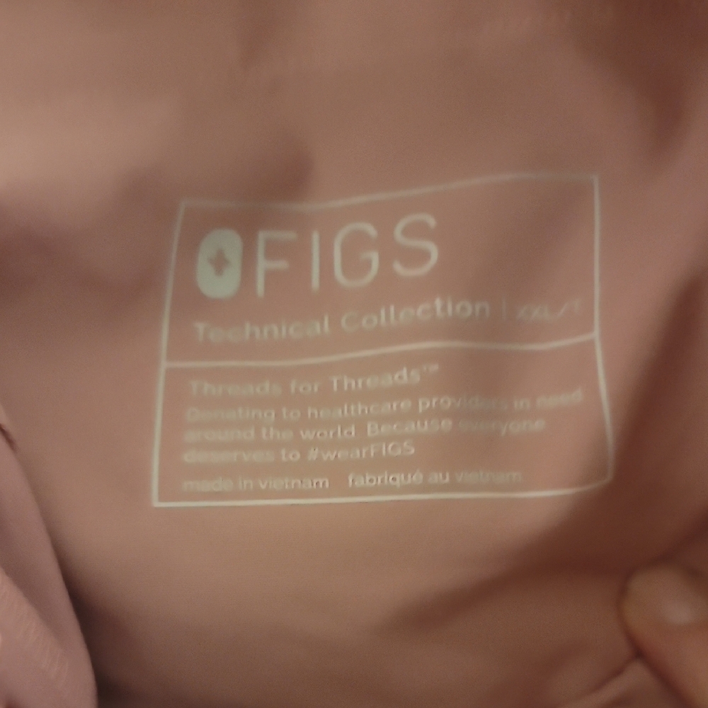 Figs Women's Blouse in Dusty Rose - Picture 5 of 7